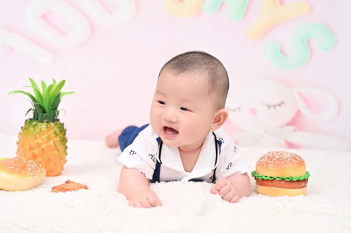 阜宁宝宝在妈妈肚子里